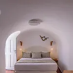 Casa Arista Apart Otel Fira (Santorini)